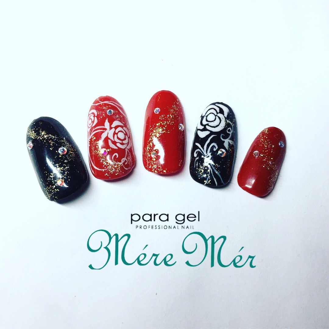 Satomi Kawamitsuのネイルデザイン ネイル ネイルサロン クリスマスネイル Tredina