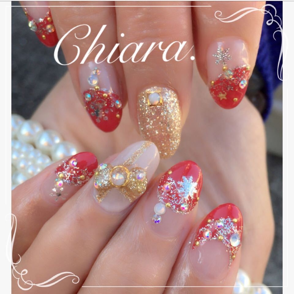 YokoShikata♡キアラさんのネイルデザイン 『クリスマスネイル リボン』 , tredina