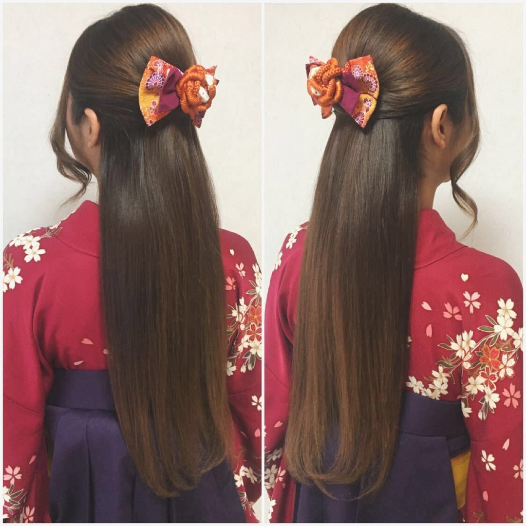 卒業式の袴の似合う髪型は 画像でみるハーフアップやミディアム ロングは トレンドライフ