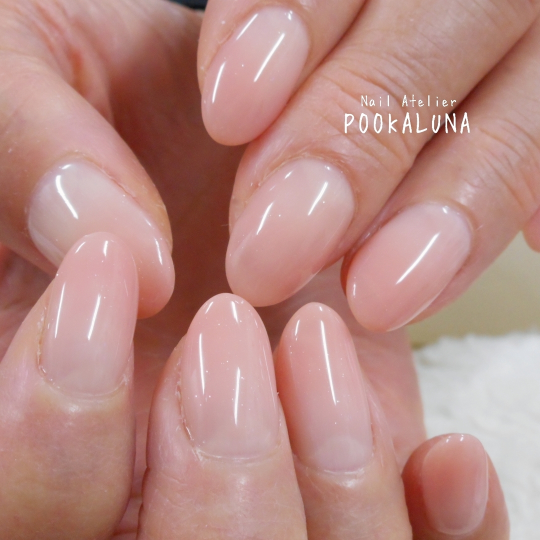 POOKALUNA さんのネイルデザイン 『シンプルベージュ