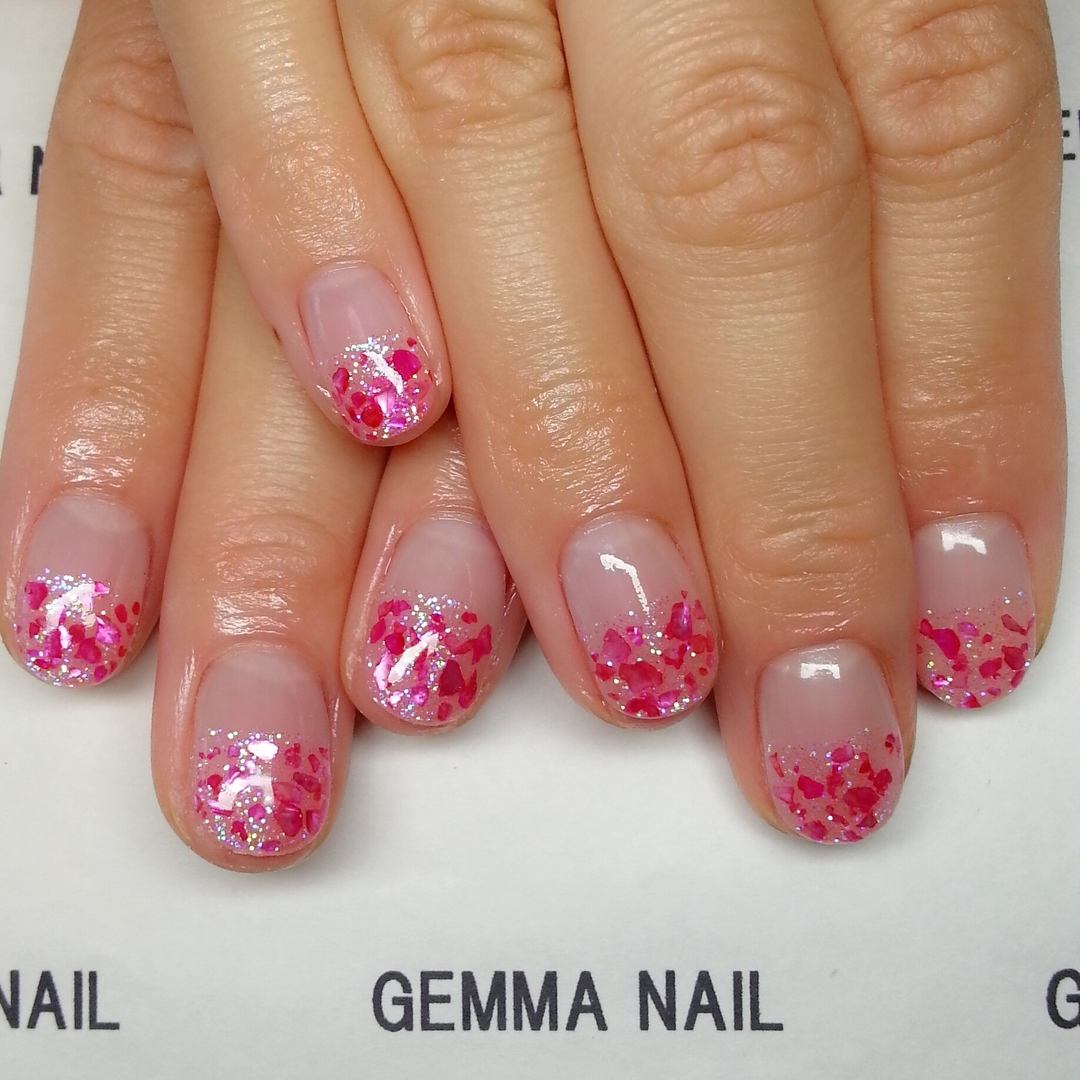 六本木ネイルサロン Gemma Nail のネイルデザイン 夏ネイル ピンクネイル フレンチネイル Tredina