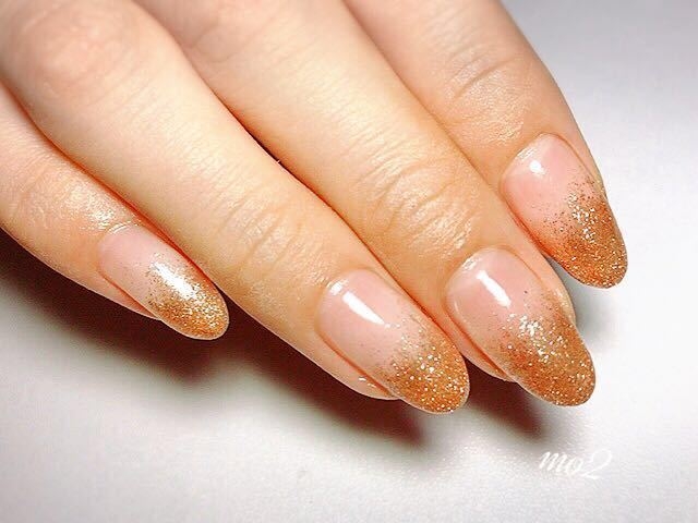 Mo2のネイルデザイン グラデーション 可愛い シンプル Tredina