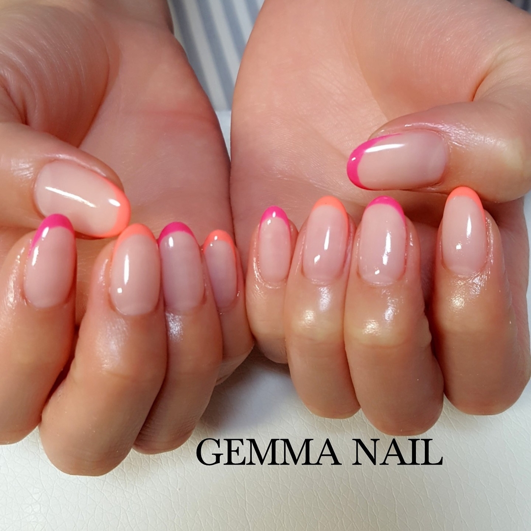 六本木ネイルサロン Gemma Nail のネイルデザイン フレンチネイル ネオンネイル 六本木ネイルサロン Tredina