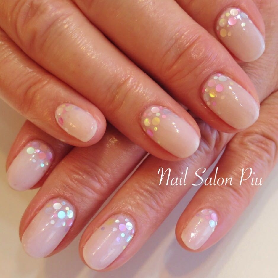 Nail Salon Piuのネイルデザイン シンプル ホログラム Tredina