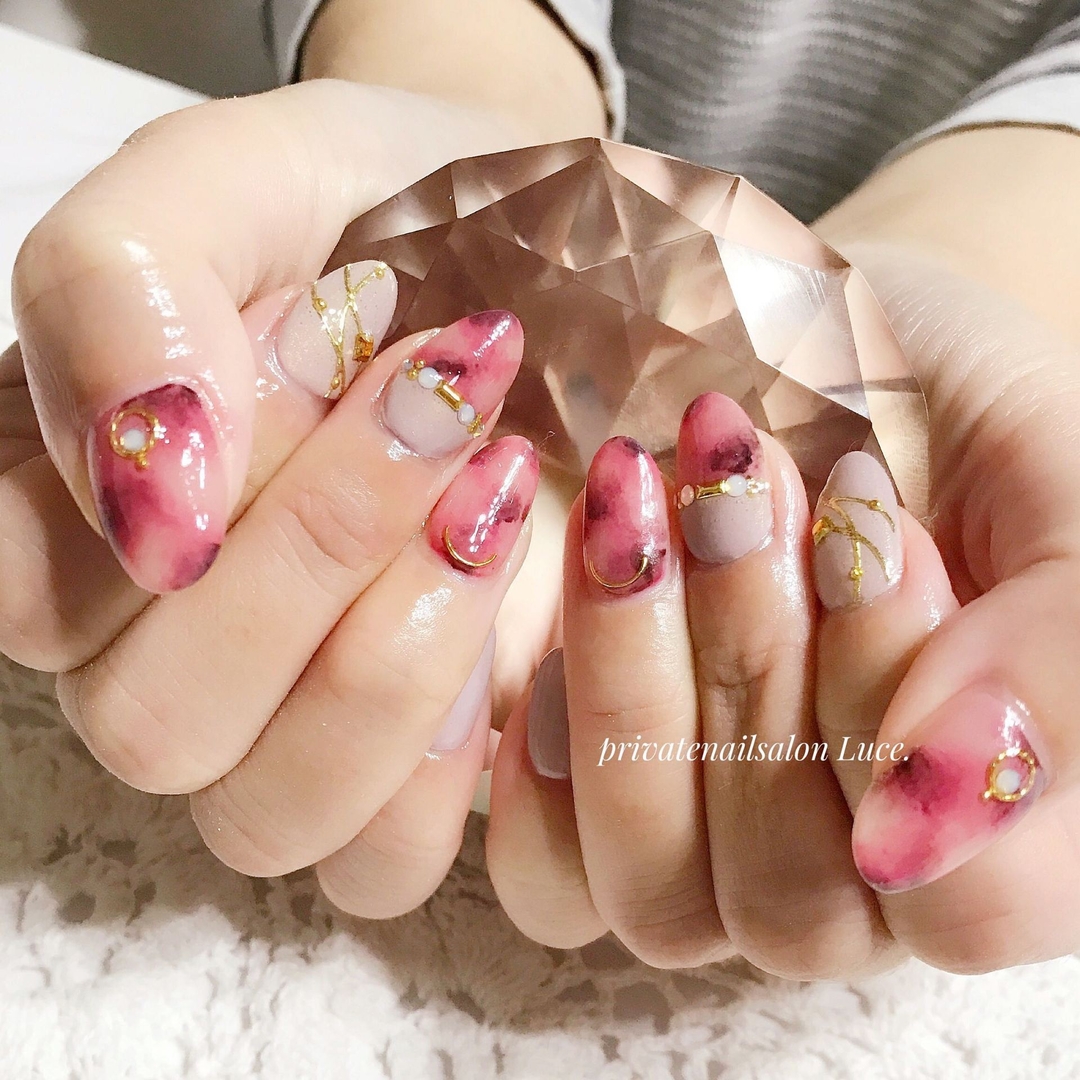 Privatenailsalon Luce のネイルデザイン Tredina 赤 大人可愛い Tredina