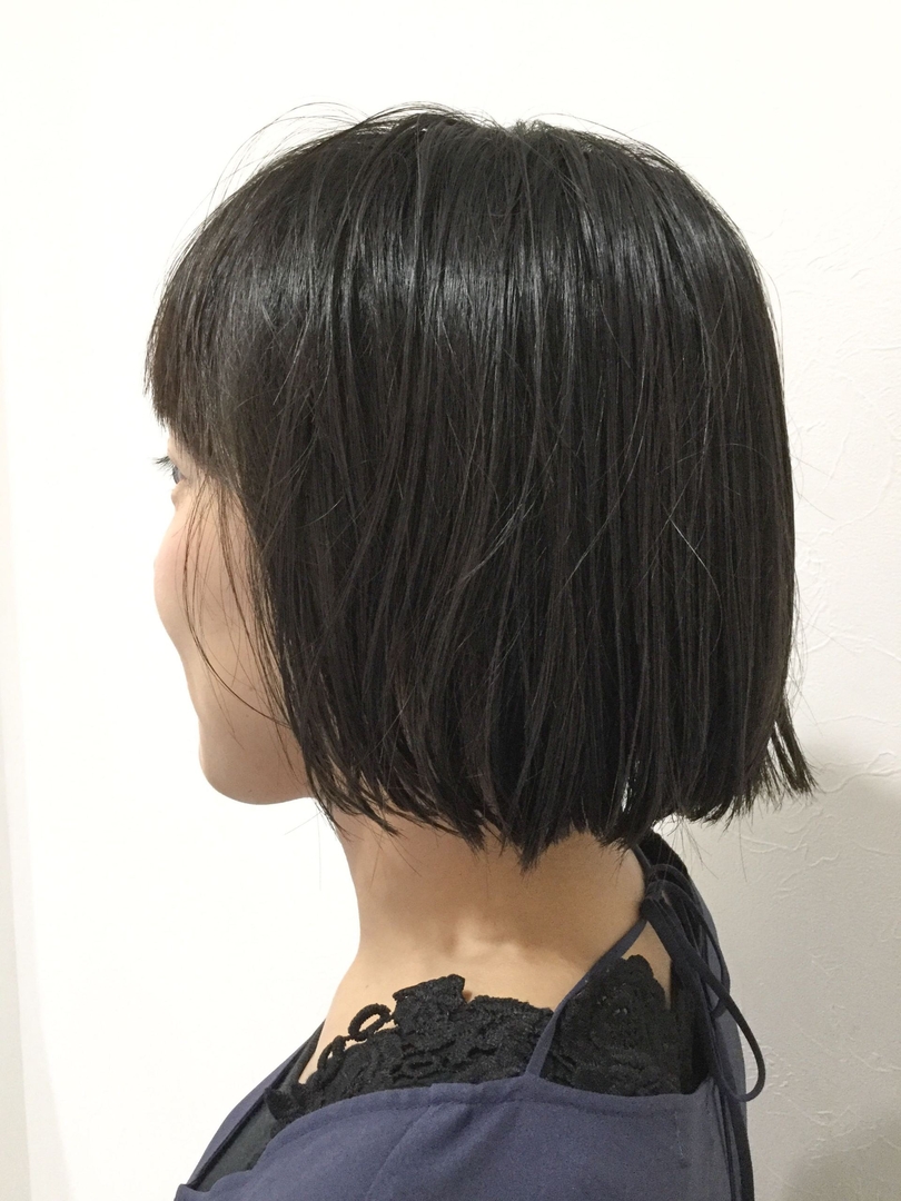 Ryuuichi Takahashiさんのヘアスタイル 切りっぱなしボブボブ 黒