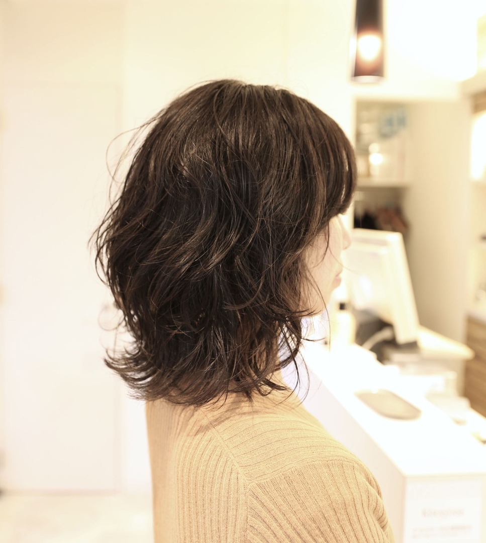 小川雅史さんのヘアスタイル デジタルパーマ外国人風 Tredina