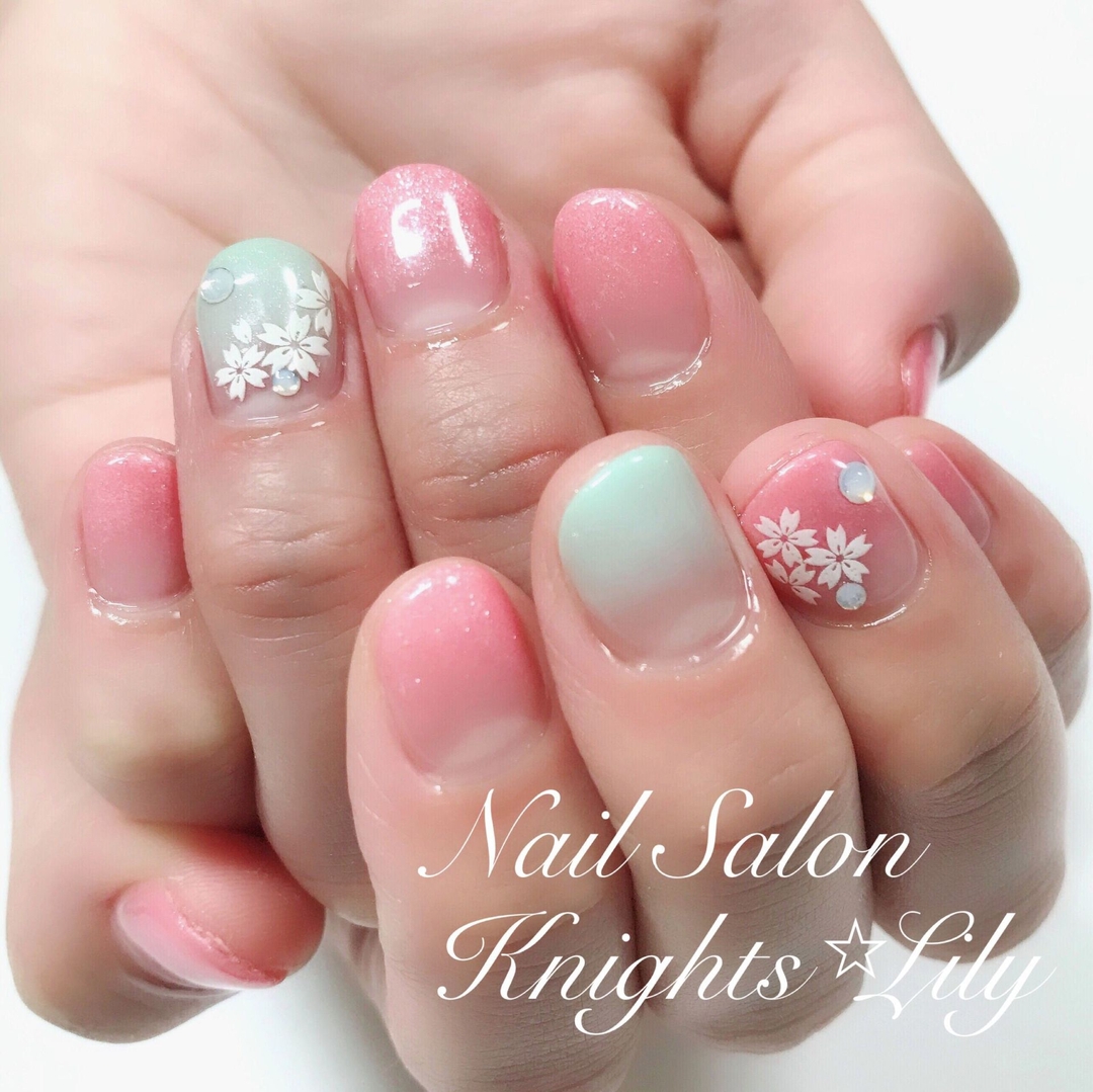 名古屋市緑区 Knights Star Lilyのネイルデザイン ネイル ネイルサロン ネイルアート Tredina