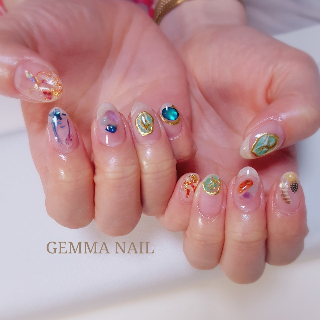 六本木ネイルサロン Gemma Nail のネイルデザイン 春ネイル ニュアンスネイル 深夜ネイル六本木 Tredina