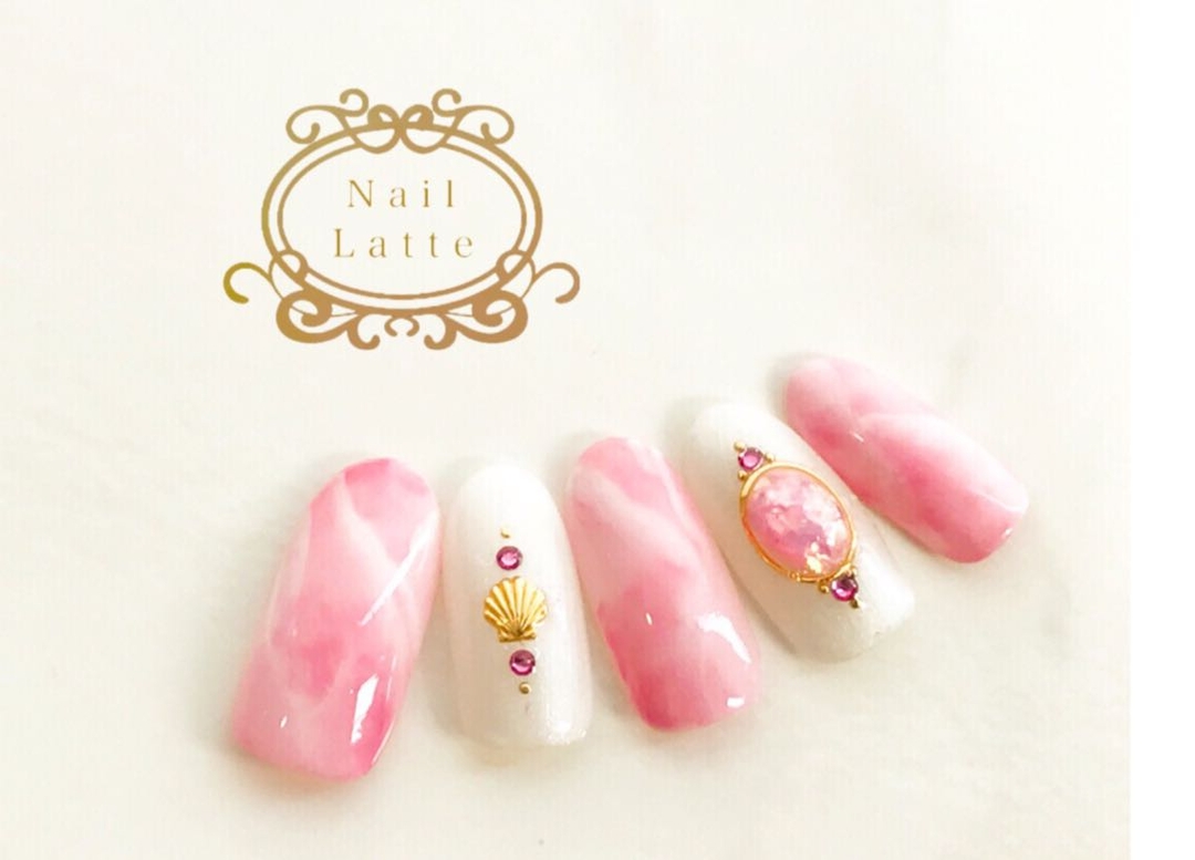 Nail Latte のネイルデザイン ネイル ジェル ピンク Tredina