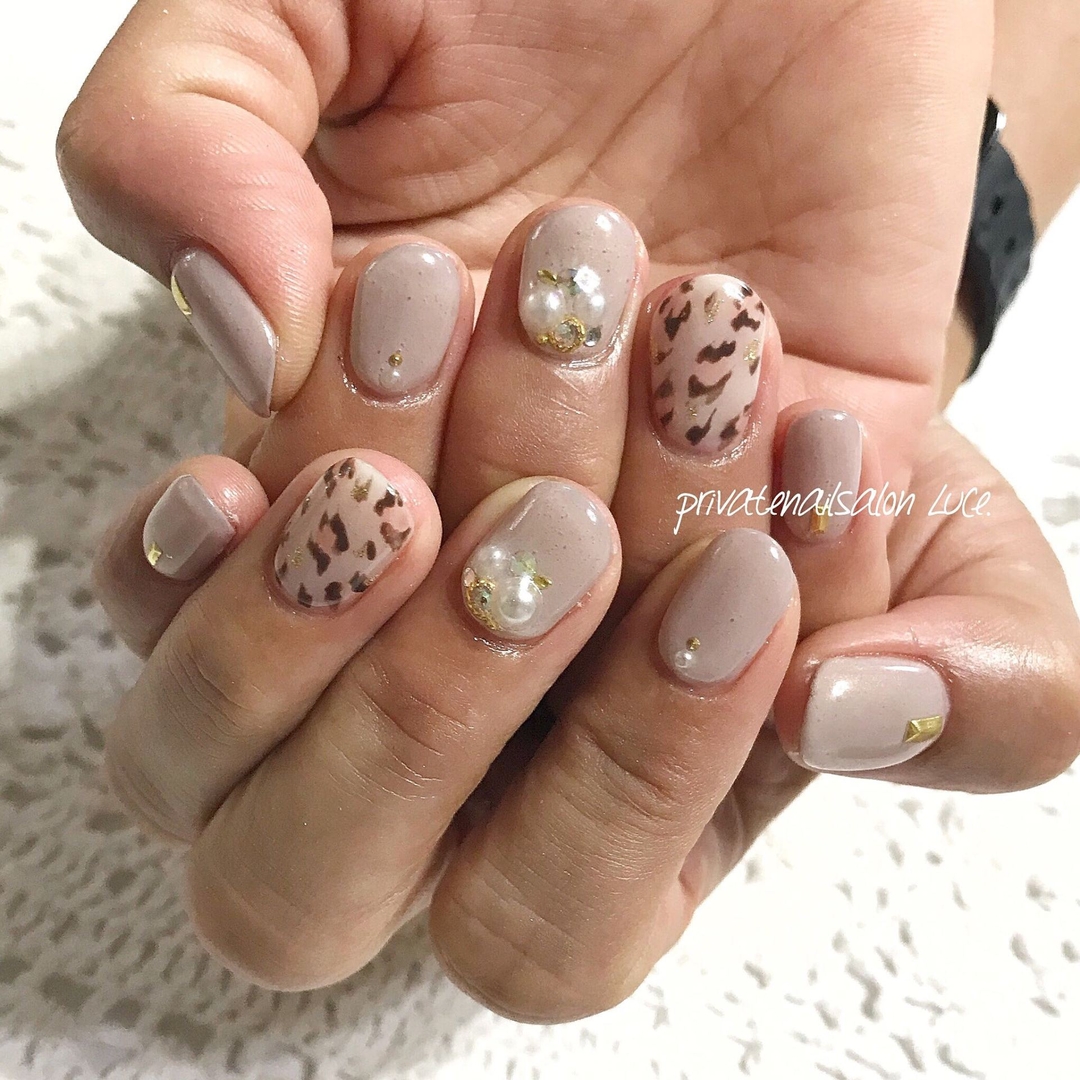 Privatenailsalon Luce のネイルデザイン ネイル Tredina グレージュ Tredina