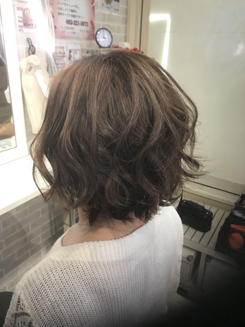 Hairmake 8lamia8ラミアさんのヘアスタイル ストレートボブから