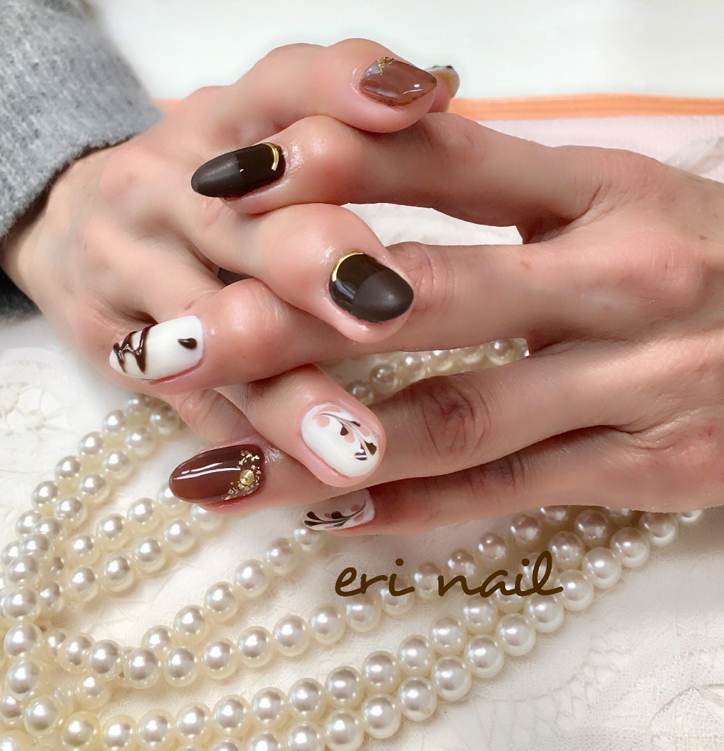 名古屋市天白区プライベートサロンeri nailさんのネイルデザイン 『バレンタインネイル🍫チョコ』 , tredina