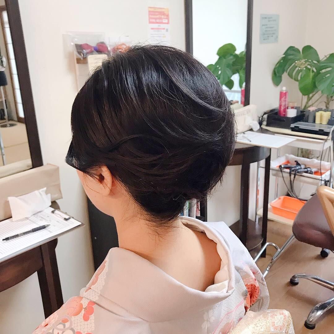 Moriyama Mamiさんのヘアスタイル ボブヘアの方もアップスタイル