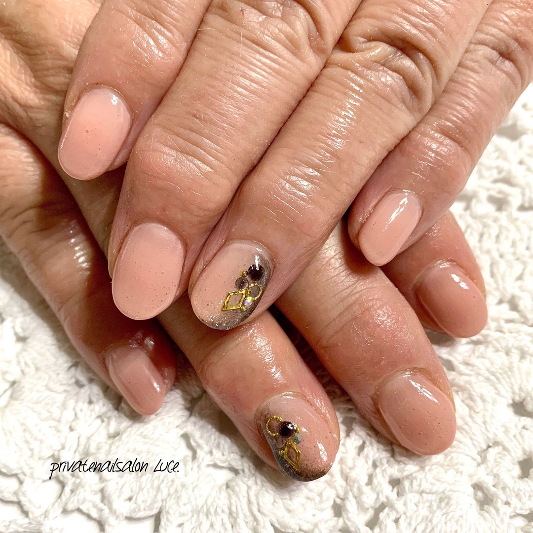 Privatenailsalon Luceさんのネイルデザイン ネイルジェルネイルn