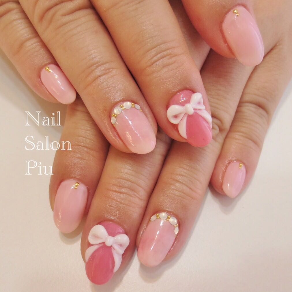 Nail Salon Piuのスナップ ピンクネイル リボンネイル Tredina