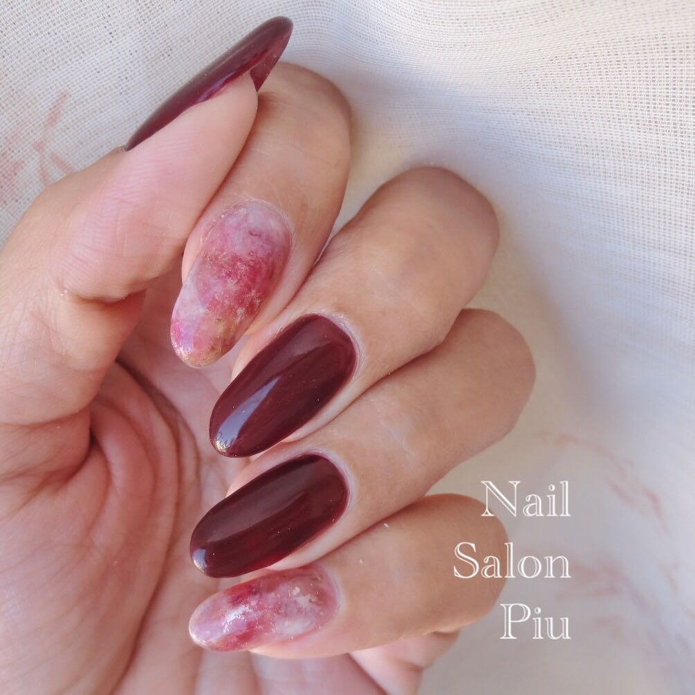 Nail Salon Piuのスナップ 秋ネイル 冬ネイル ボルドーネイル Tredina