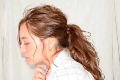 社会人になる前にCheck!ロングヘアが清楚に見えるスタイリング