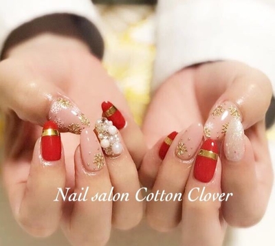 Nail Salon Cotton Cloverのネイルデザイン 冬ネイル 大人可愛い クリスマスネイル Tredina