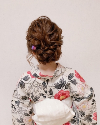 Moriyama Mamiのヘアスタイル 編み込み 浴衣ヘア 前撮り Tredina